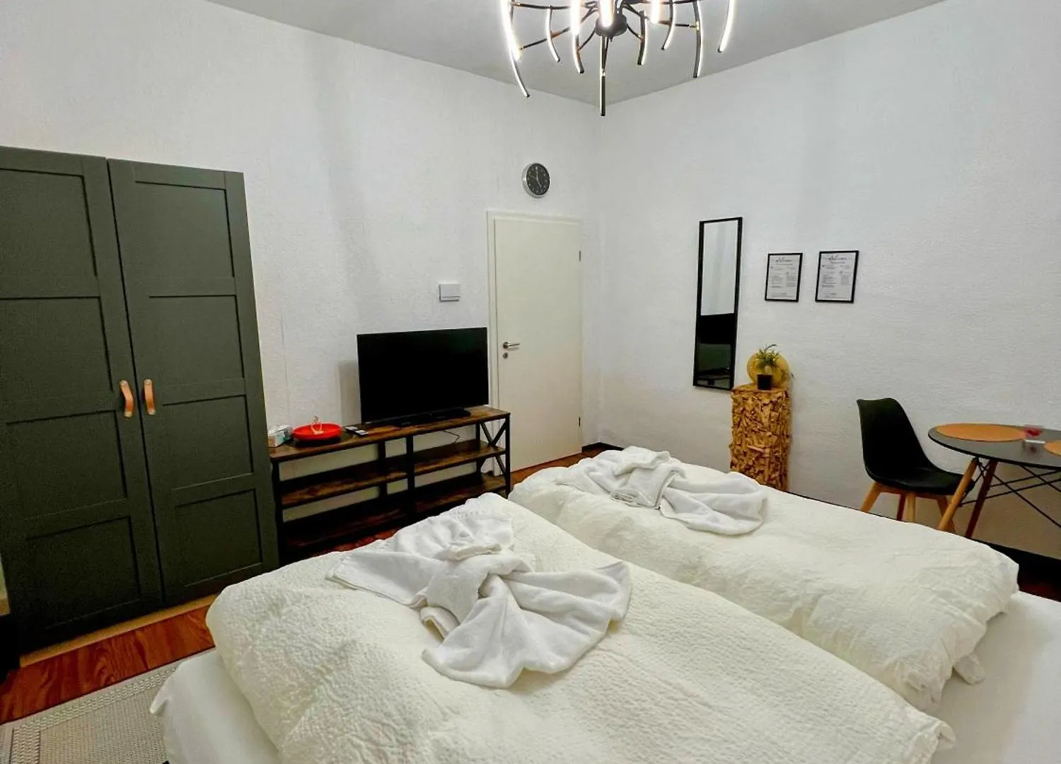 Homestay Sahara Hosting Apartments Nuernberg City Room 3